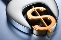 Słaby dolar po FOMC, słaby złoty przed TSUE
