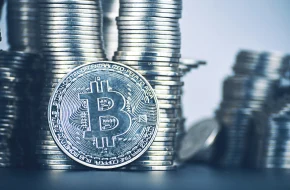 Bitcoin stabilny, ethereum trzyma rytm - Krypto poranek bez fajerwerków