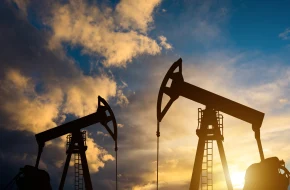 Presja spadkowa na wykresie cen ropy naftowej