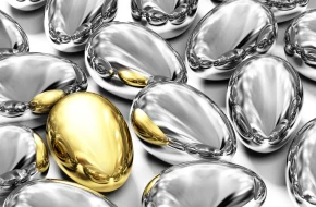 Złoto i srebro po historycznym krachu – metale szlachetne próbują odrabiać straty po najgorszym tygodniu od dekad