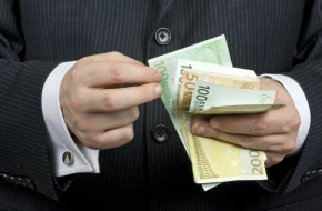 EURUSD chwilowo powyżej 1,18