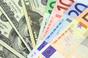 Frank szwajcarski CHF po 4,73 zł - drożeje szybciej niż euro, dolar i funt