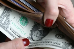 Decyzja Fed i stabilny złoty – co dalej z dolarem i głównymi walutami?