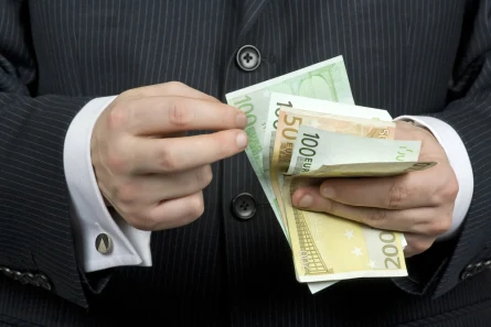 EURUSD chwilowo powyżej 1,18