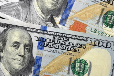 Polityka przeciwko dolarowi