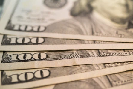 Gospodarka USA pogrąża dolara