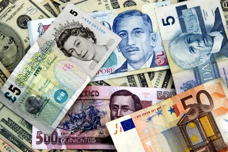 Juan, dolar, Chiny, Trump