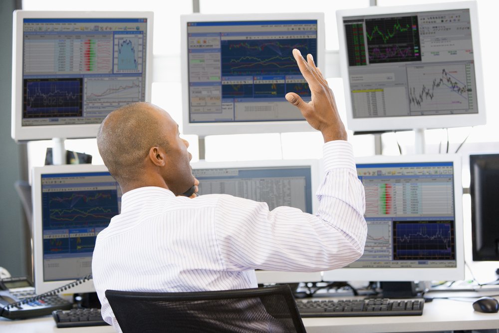 Wall Street walczy o koniec sekwencji spadkowej