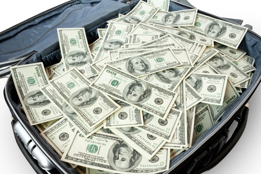 Kurs USD/JPY w pobliżu 33-letniego maksimum