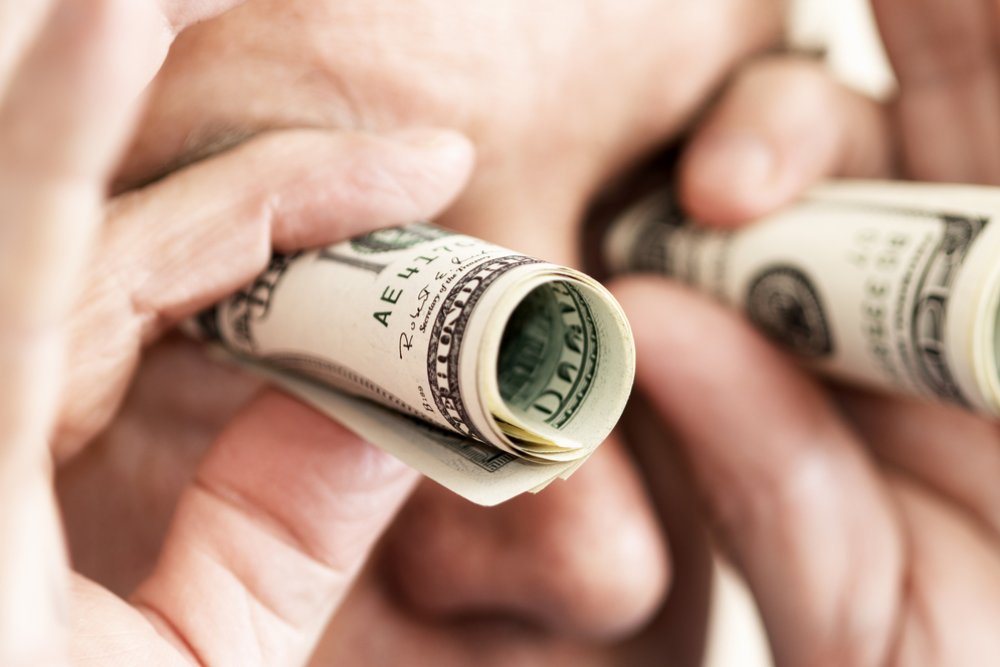 Kurs euro do dolara powyżej kluczowego oporu