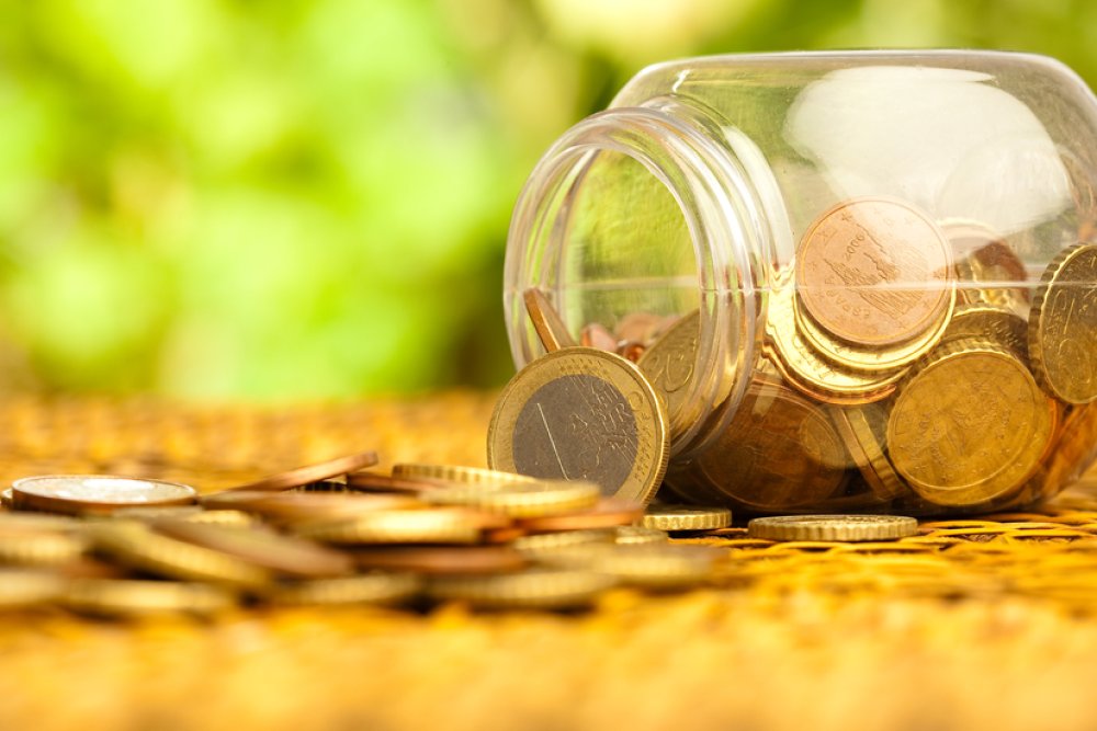 Słabość amerykańskiego konsumenta wspiera euro