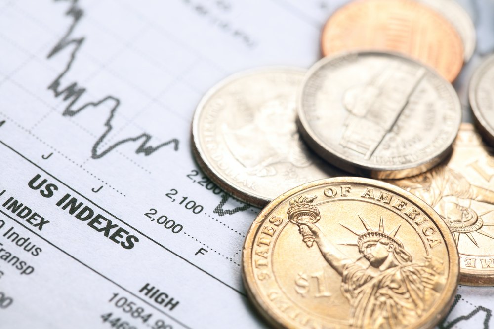 Przecena funta i wyprzedaż obligacji UK