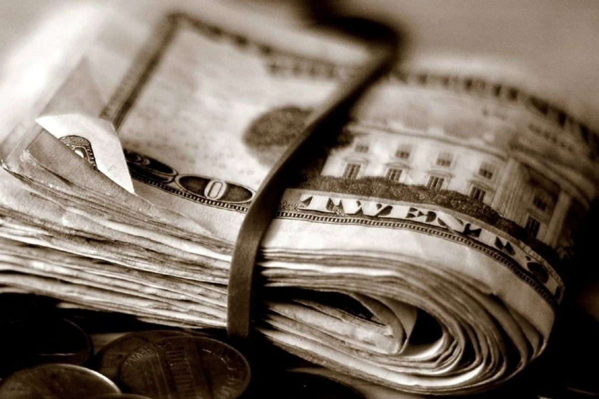 Dolar amerykański USD po 4 zł? Sprawdzamy, co musiałoby się stać