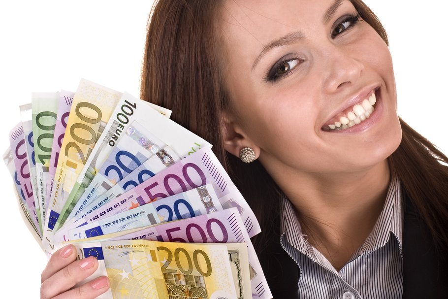 Polska złotówka pod presją mocniejszego dolara. Co pokaże wieczorem Fed?