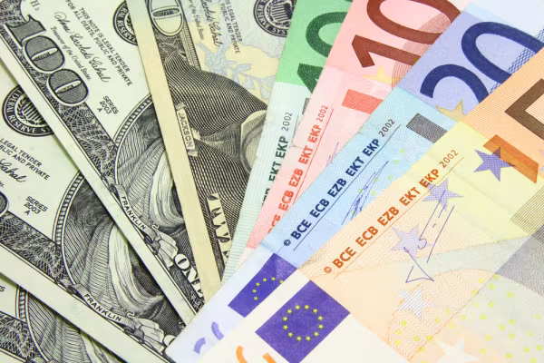 Frank szwajcarski CHF po 4,73 zł - drożeje szybciej niż euro, dolar i funt